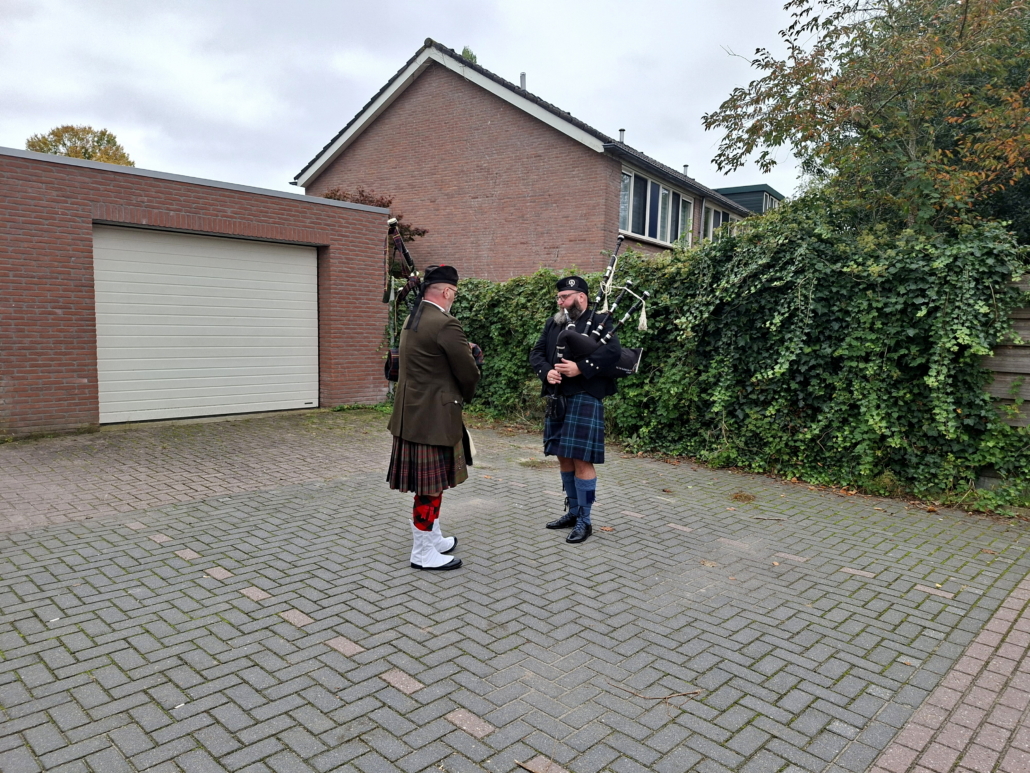 01 Optreden 80 jarige 12-10-25